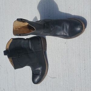 Frye Pull-On Leather Ankle Boots Size 6.5 B